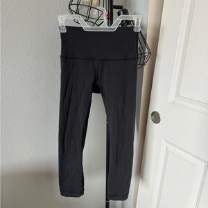 Lululemon Wunder Under Crop 21” - LIKE NEW 🖤